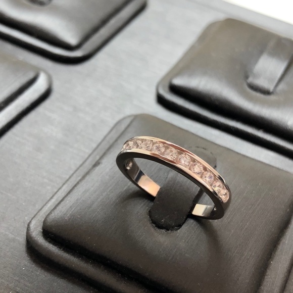 HOST PICK🏅 925 Sterling Silver Unisex CZ Eternity Band - Picture 5 of 13